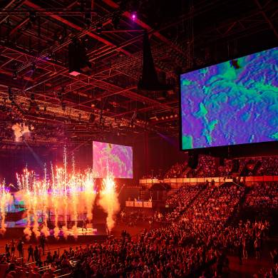 League of Legends EMEA Championship stadium cheers
