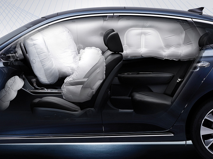 Kia Optima sedan safety airbags