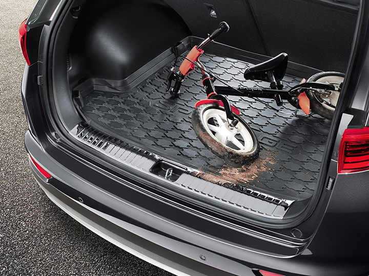 Trunk liner