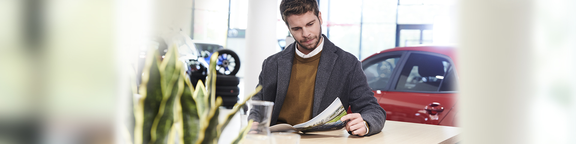 Une cliente portant une montre Kia