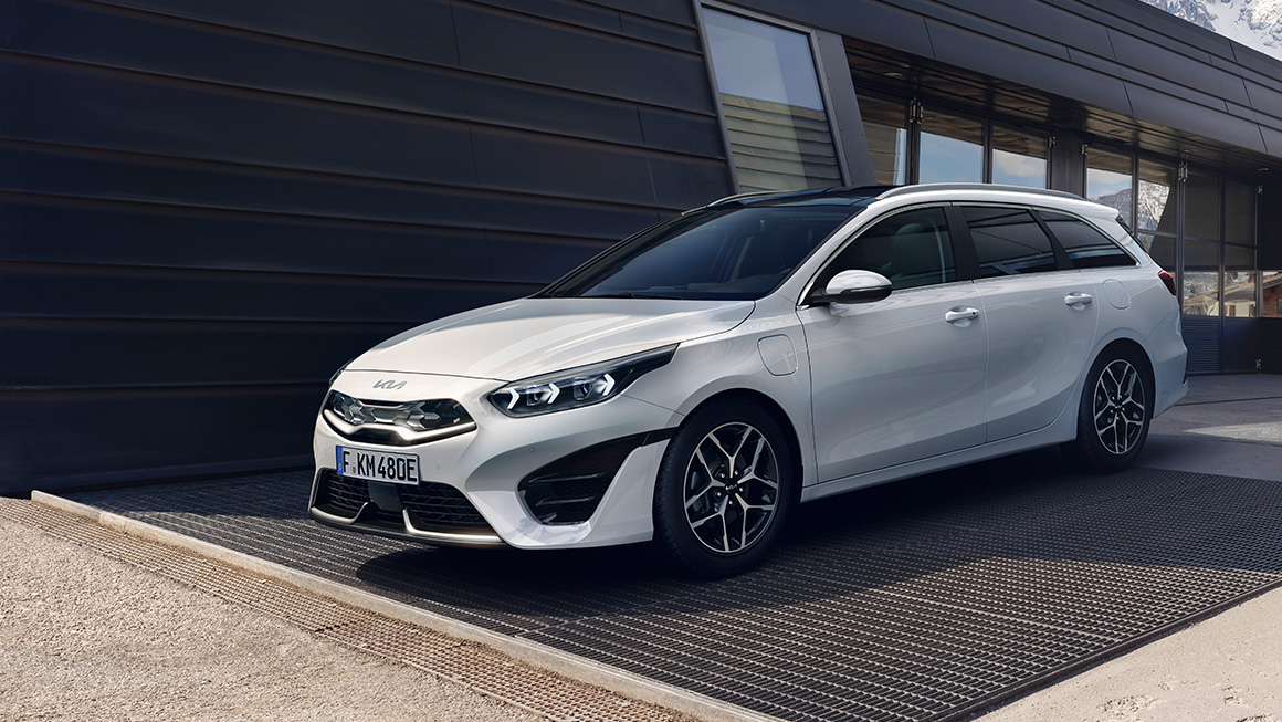 The Kia Ceed Sportswagon Plug-in Hybrid. A dynamic benchmark in eco driving