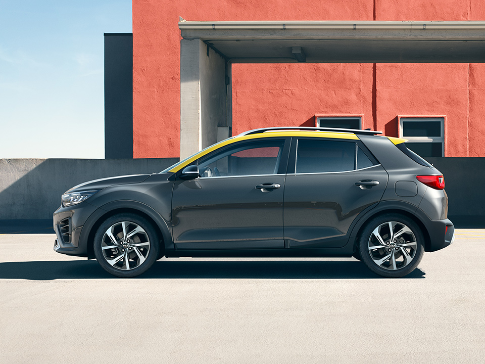 Kia Stonic GT Line with 17" Alloy Wheels