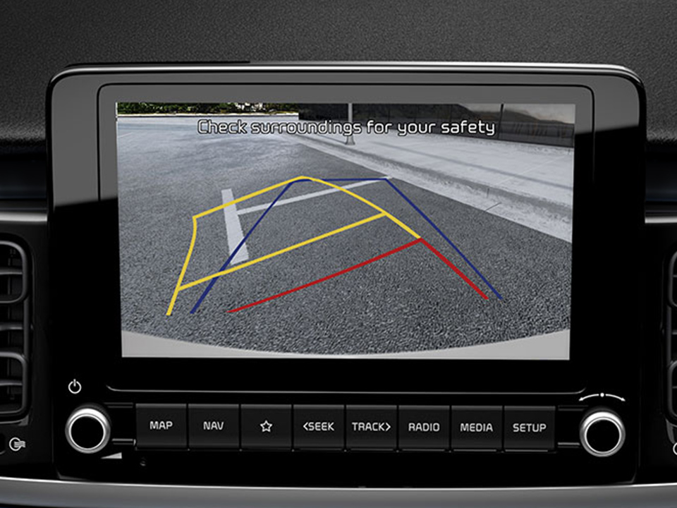 Kia Rio - Achteruitrijcamera met dynamische begeleiding
