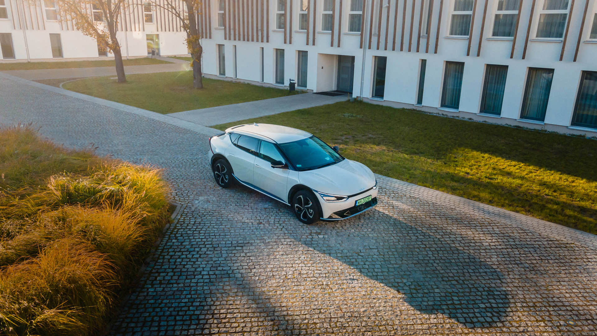 EV6