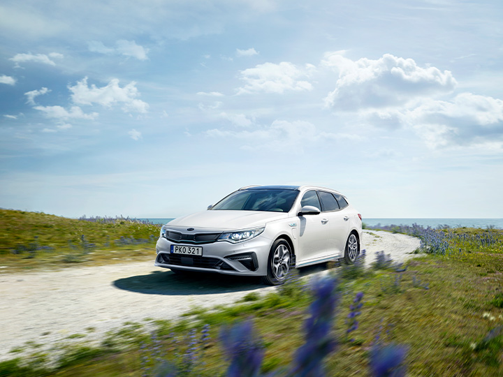Bil Kia Optima sw plug in hybrid