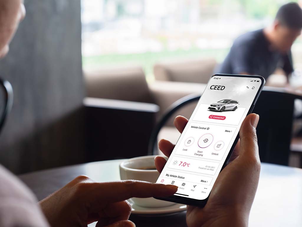 kia ceed sportswagon plug-in hybrid UVO connected services 