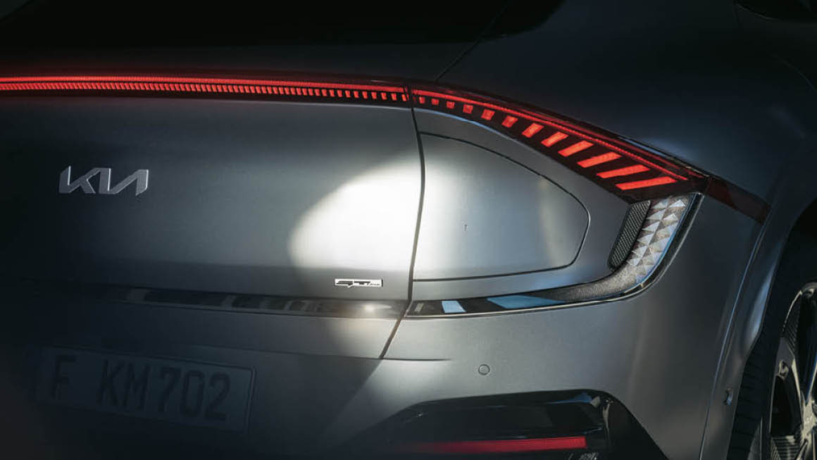 Unique LED taillight signature